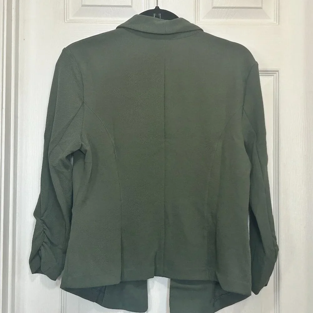 *** NEW *** 3/4 Sleeve Knit Blazer - Size Small - Picture 4 of 5